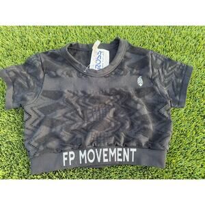 Free People Movement Run The Distance Baby Tee Women’s‎ M/L Black